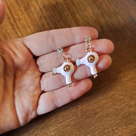 NWOT Hair Dryer Earrings - Picture 2 of 4